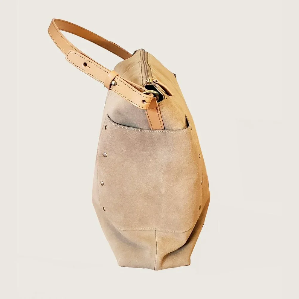 Time For Me Hobo Bag NWT - Picture 4 of 10